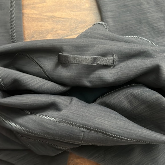 Lululemon 7/8 legging (wunder under) - Picture 3 of 3